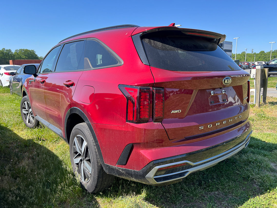 Used 2021 Kia Sorento EX AWD/4WD image 2