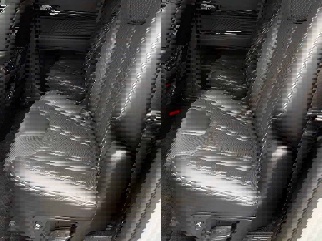 Used 2024 Hyundai Palisade Calligraphy image 9