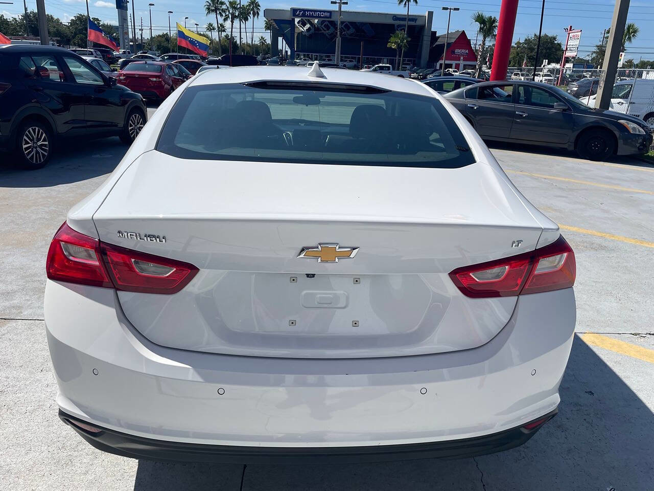 Used 2023 Chevrolet Malibu LT w/ Driver Confidence Package image 5