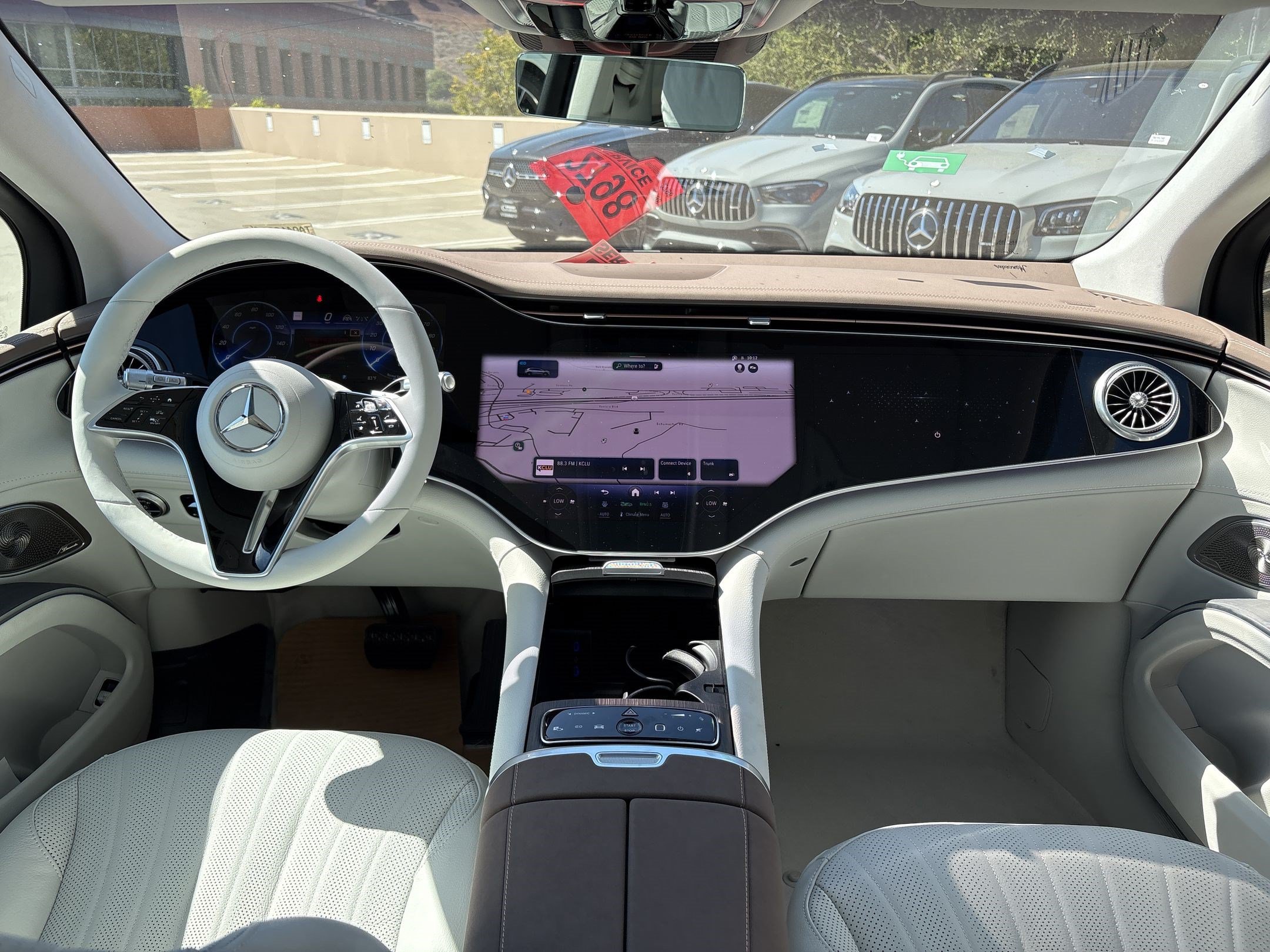New 2026 Mercedes-Benz EQS 400 4MATIC SUV image 15