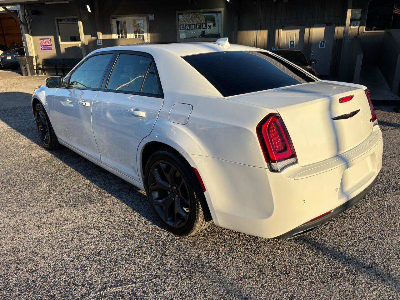 Used 2023 Chrysler 300 S RWD image 5