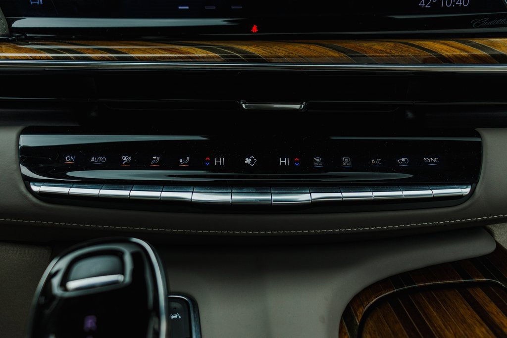 Used 2023 Cadillac Escalade ESV Premium Luxury Platinum w/ LPO, Radiant Package image 25