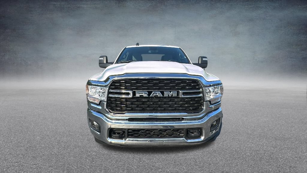 Used 2024 RAM 3500 Big Horn AWD/4WD image 4