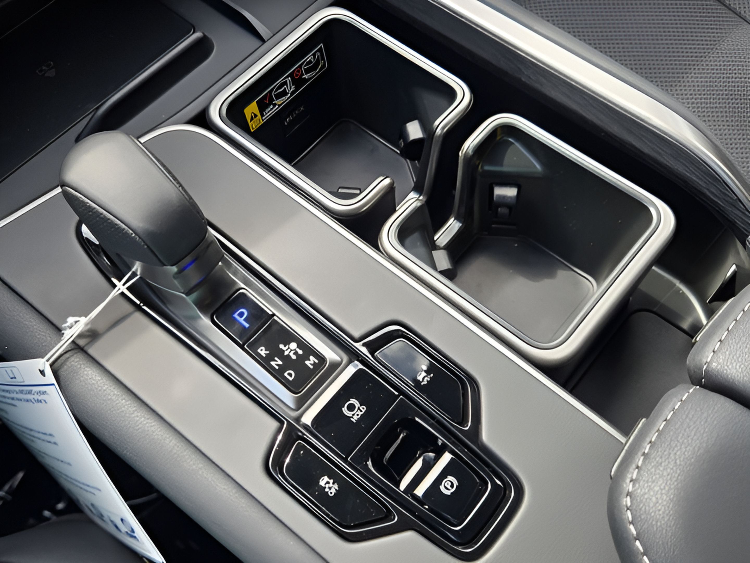 New 2026 Lexus TX 500h AWD image 17