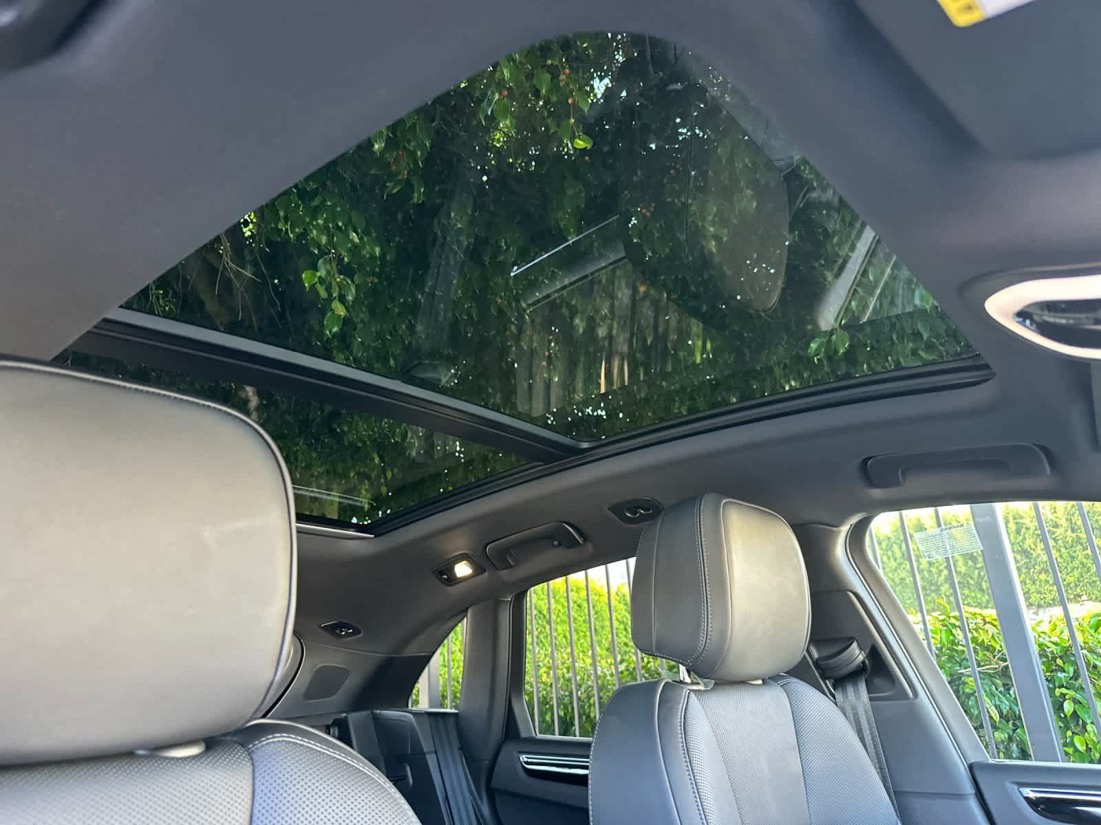 New 2026 Porsche Macan AWD/4WD image 18