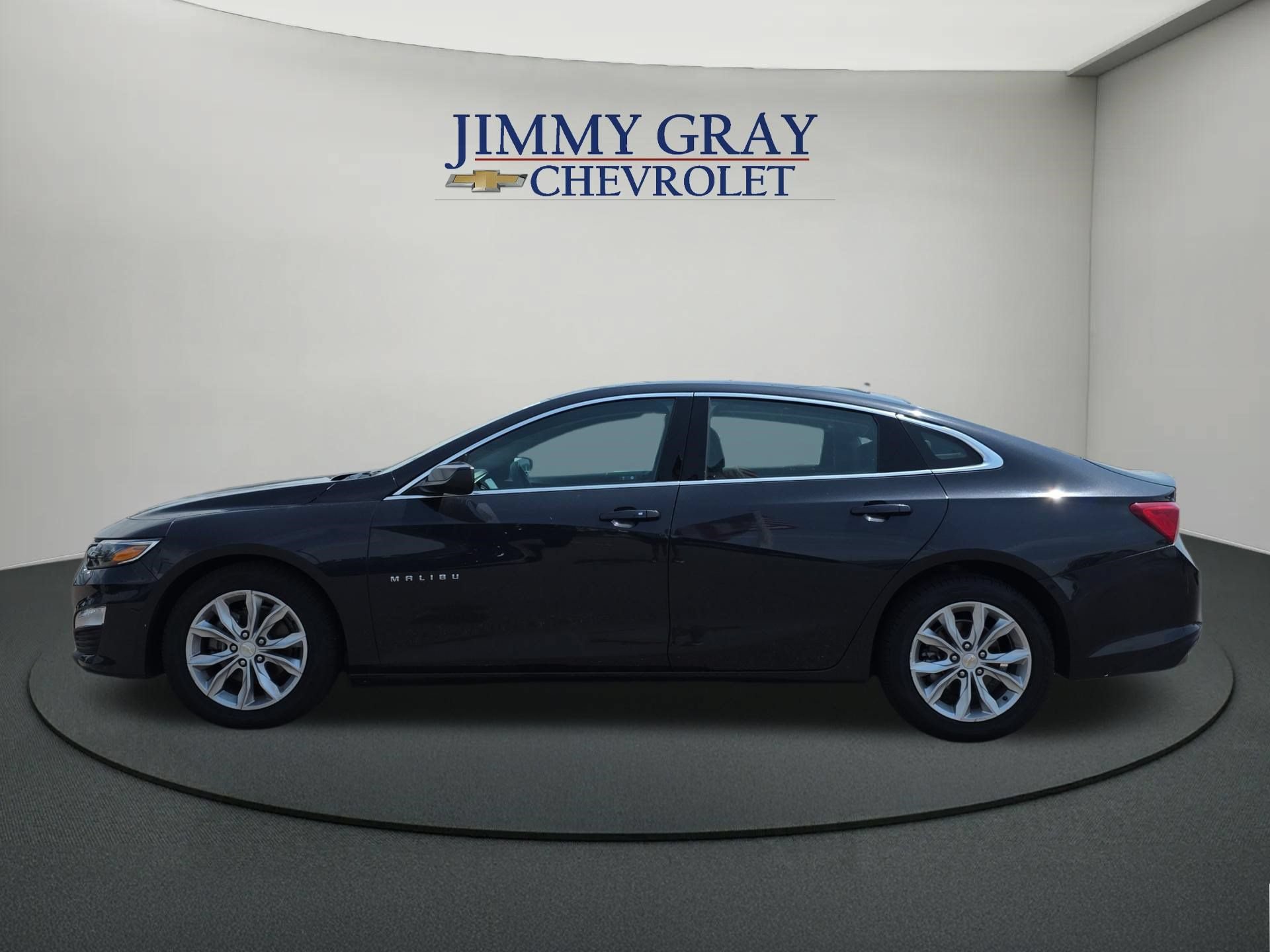 Used 2023 Chevrolet Malibu LT FWD image 2