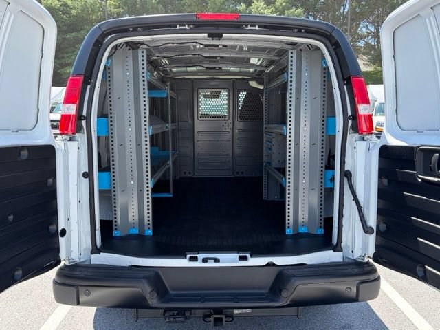 New 2026 Chevrolet Express 3500 w/ Driver Convenience Package RWD image 7