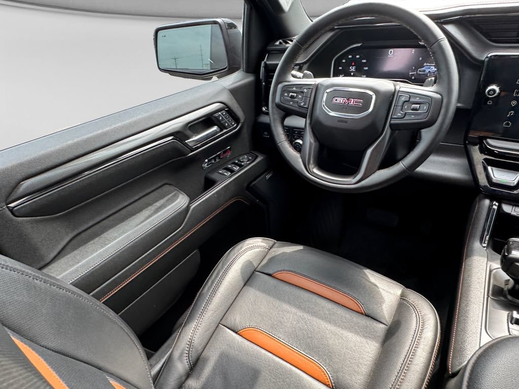 Used 2023 GMC Sierra 1500 AT4 w/ AT4 Premium Package AWD/4WD image 21