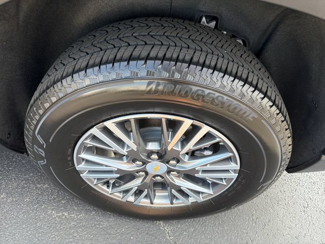 Certified 2026 Chevrolet Traverse LT w/ Driver Confidence Package FWD image 26