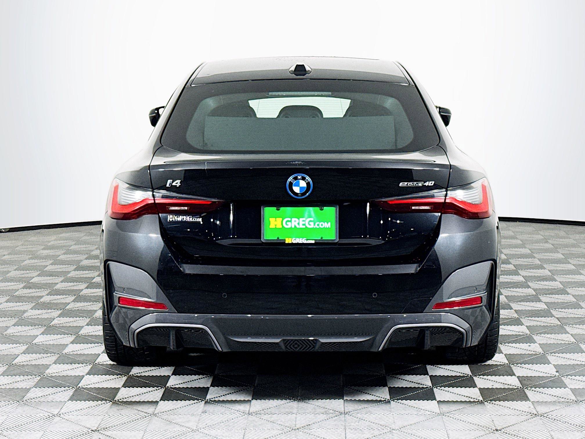 Used 2023 BMW i4 eDrive40 w/ M Sport Package image 8