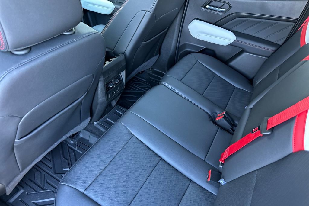 New 2026 GMC Canyon AT4X w/ AT4X AEV Edition AWD/4WD image 10