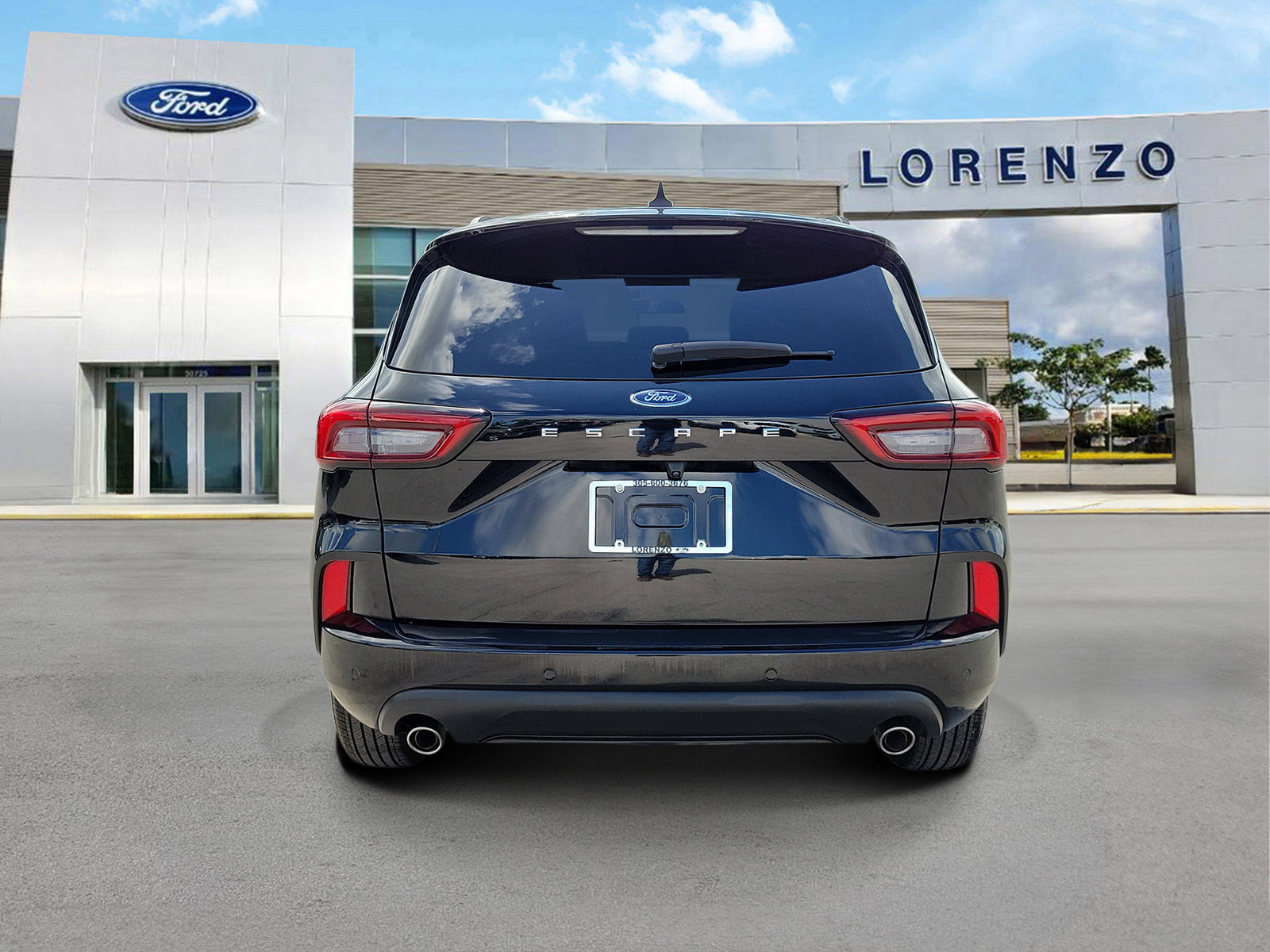 Used 2024 Ford Escape ST-Line w/ Tech Pack #1 FWD image 6