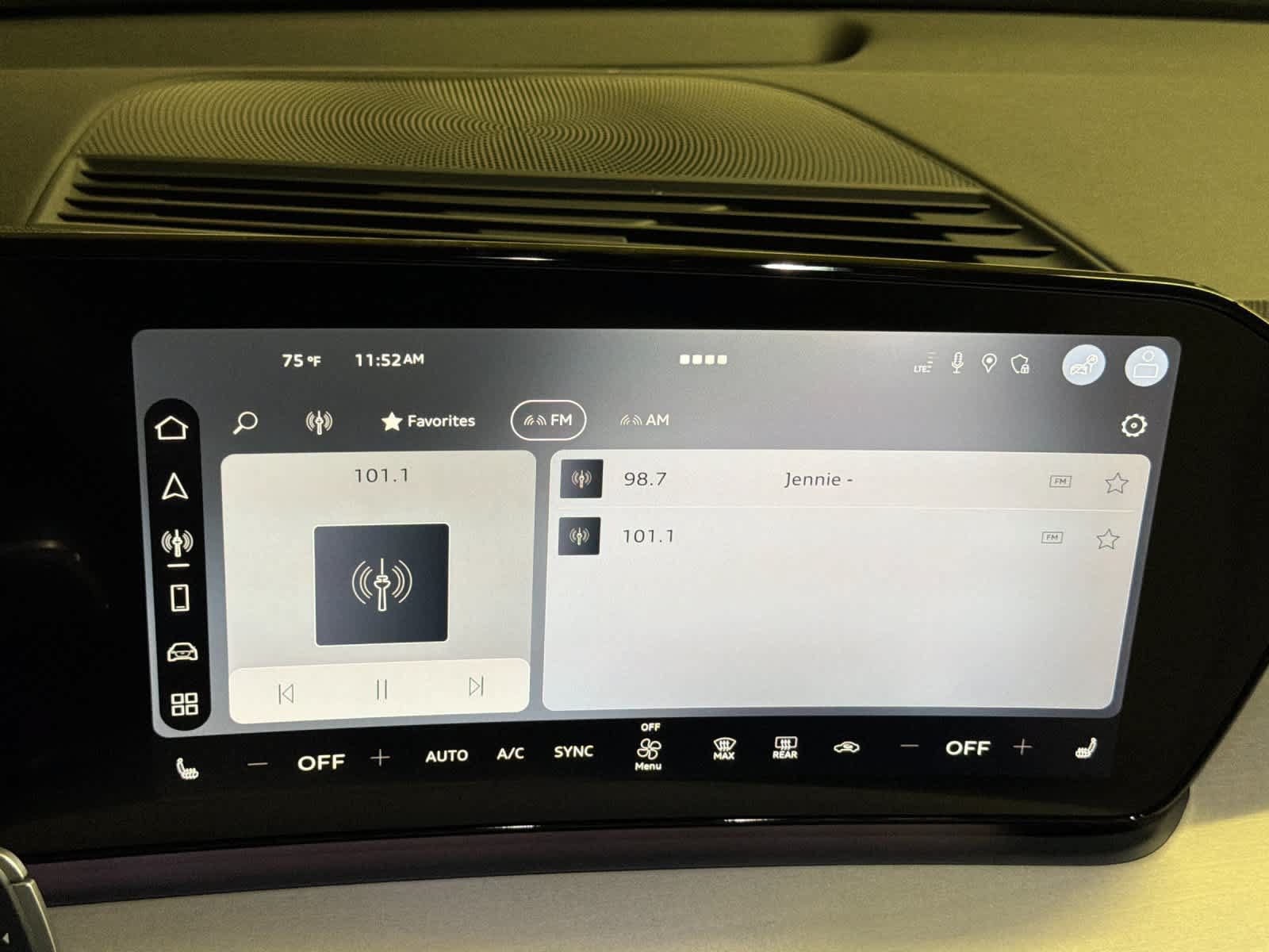 New 2026 Audi Q3 quattro 2.0T AWD/4WD image 18