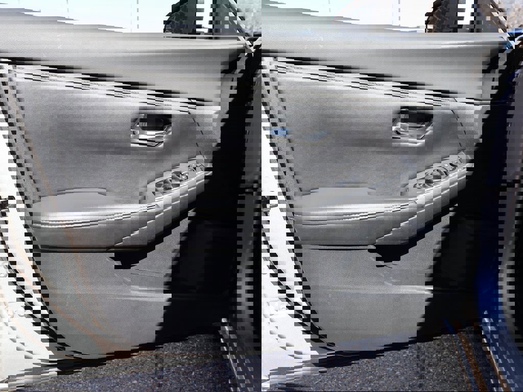 Used 2022 Nissan Sentra SV image 21