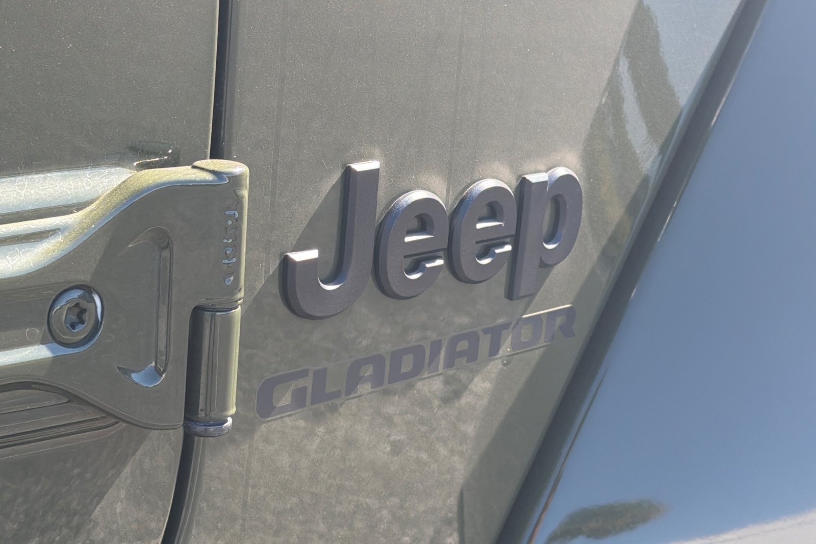 Used 2022 Jeep Gladiator Sport AWD/4WD image 41