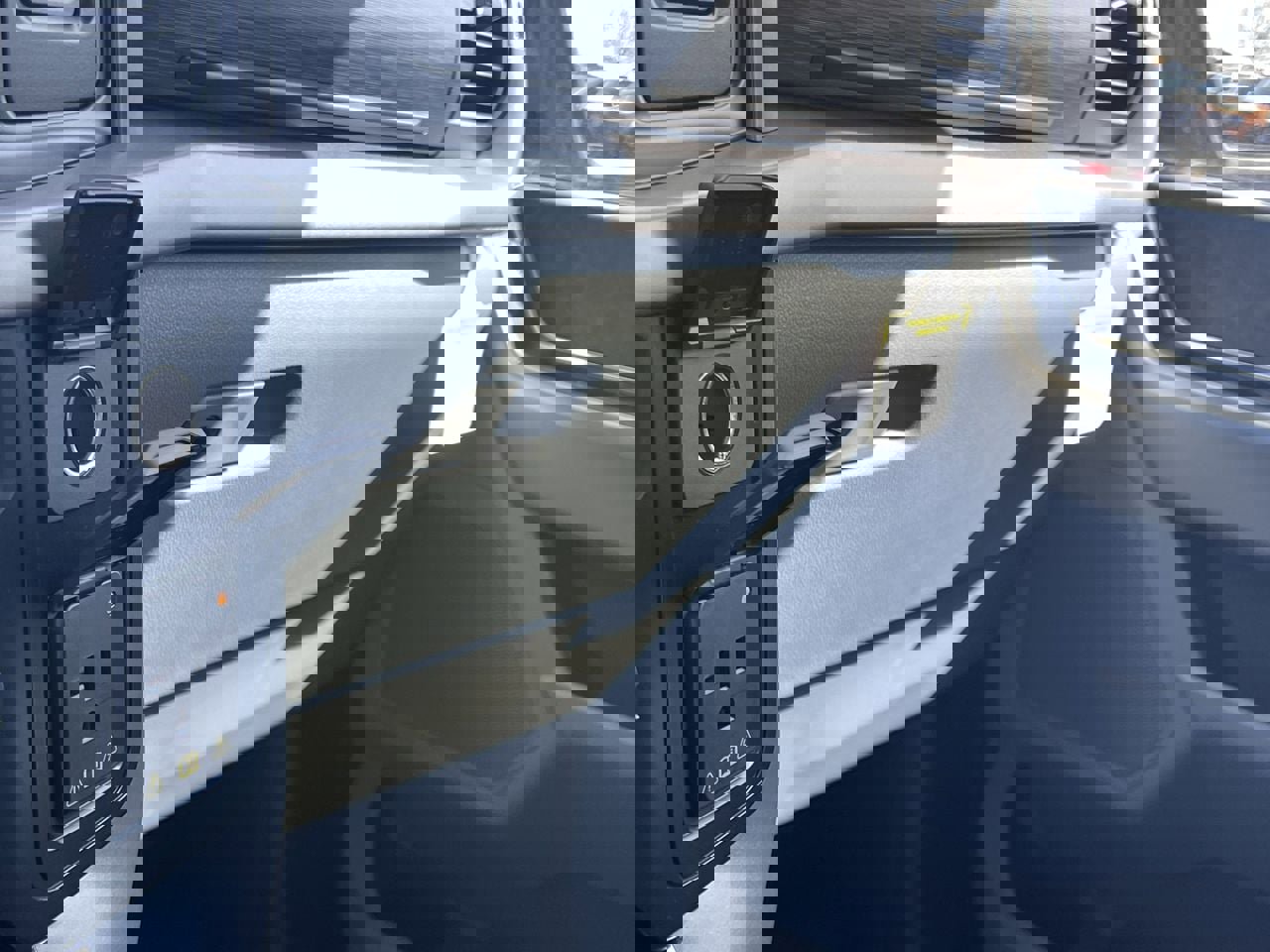 New 2025 Ford F150 XLT w/ Equipment Group 301A Standard AWD/4WD image 8