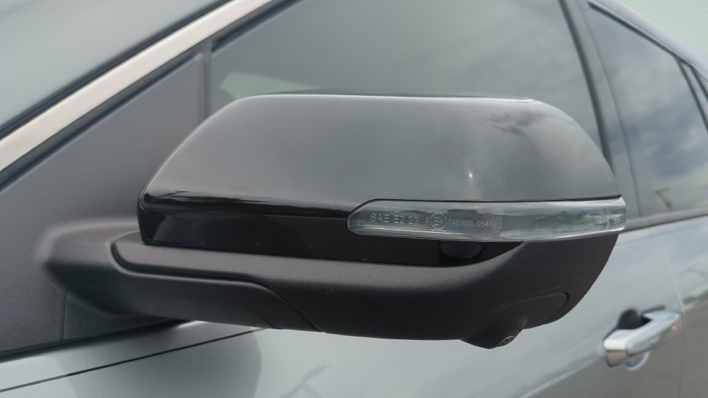 Used 2025 Chevrolet Traverse High Country FWD image 27