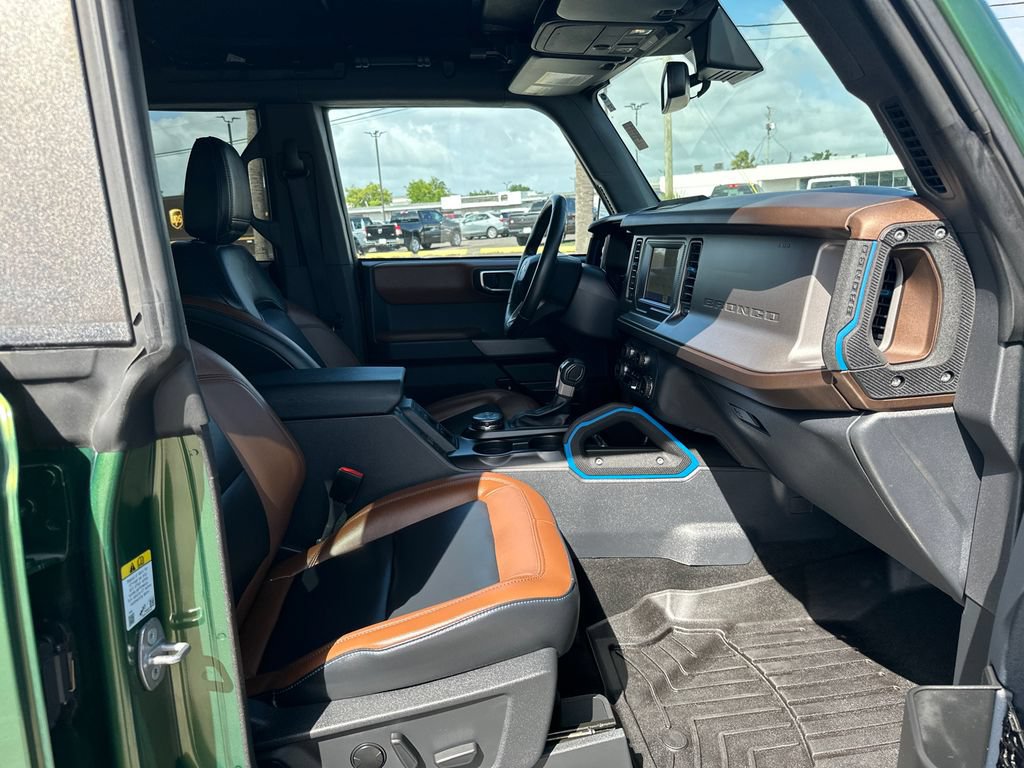 Used 2023 Ford Bronco Outer Banks AWD/4WD image 20
