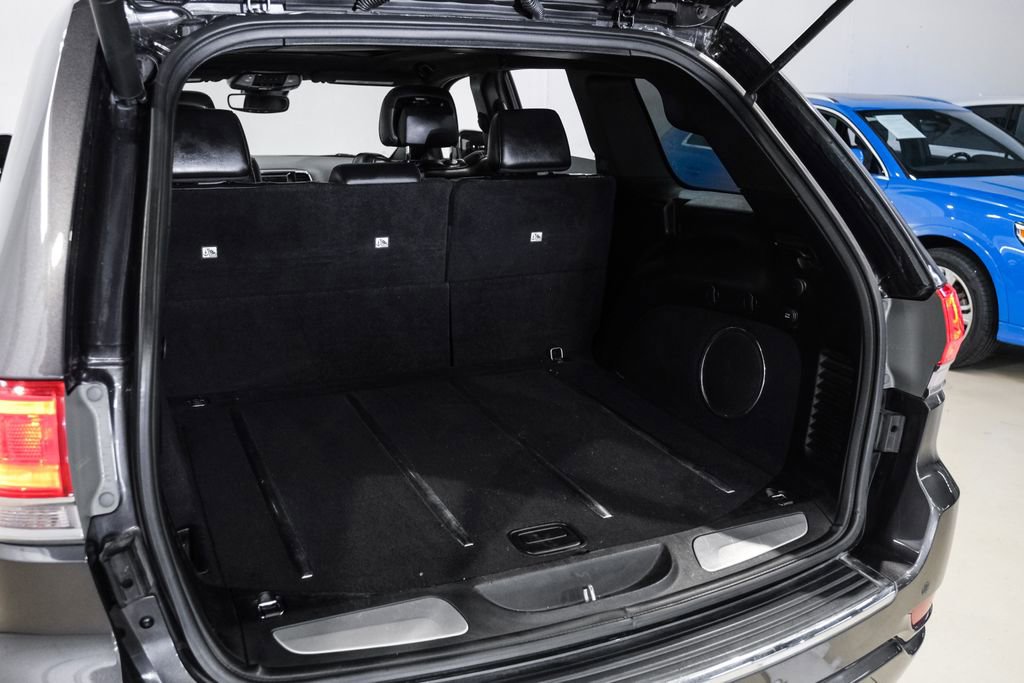 Used 2017 Jeep Grand Cherokee Overland w/ Jeep Active Safety Group RWD image 57