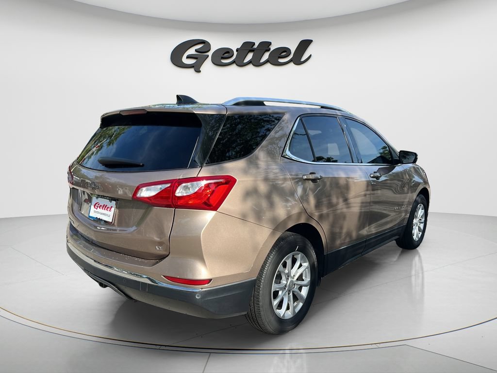 Used 2018 Chevrolet Equinox LT w/ Sun & Infotainment Package FWD image 5