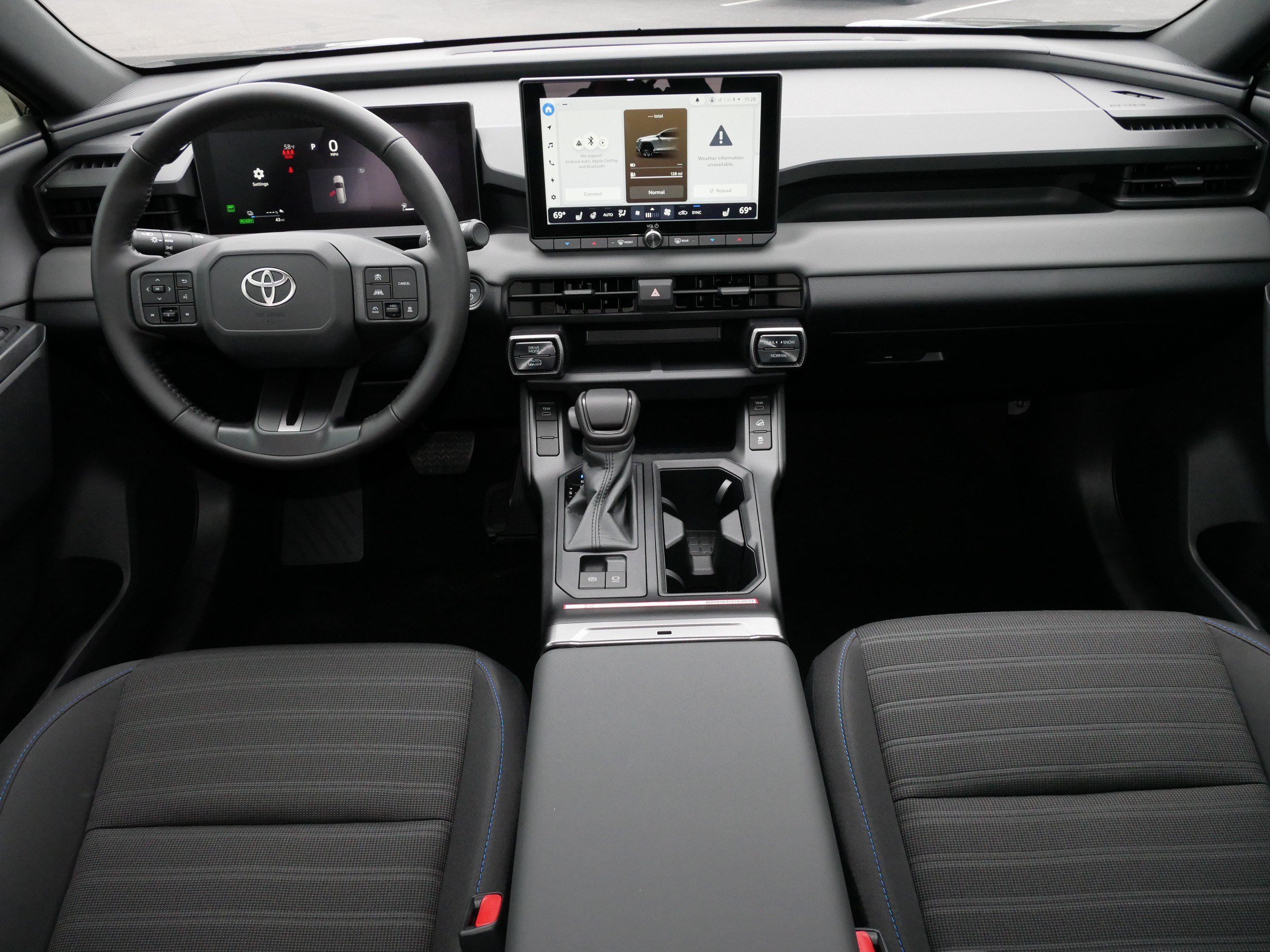 Certified 2026 Toyota RAV4 SE w/ Convenience Package AWD/4WD image 10