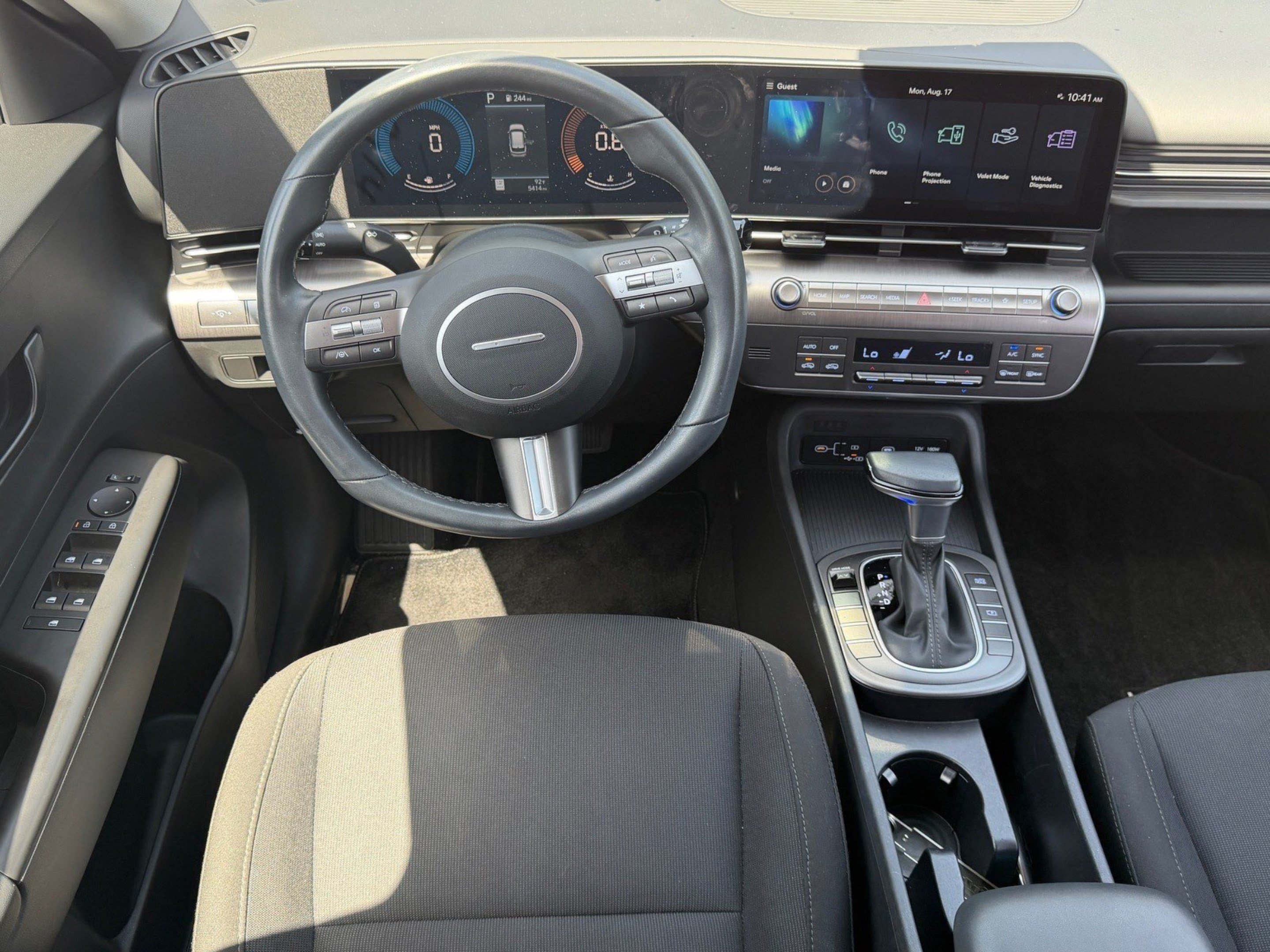 Used 2025 Hyundai Kona SEL FWD image 20
