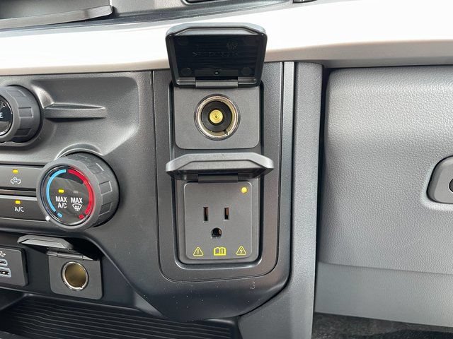 New 2024 Ford F550 4x4 Regular Cab Super Duty image 25