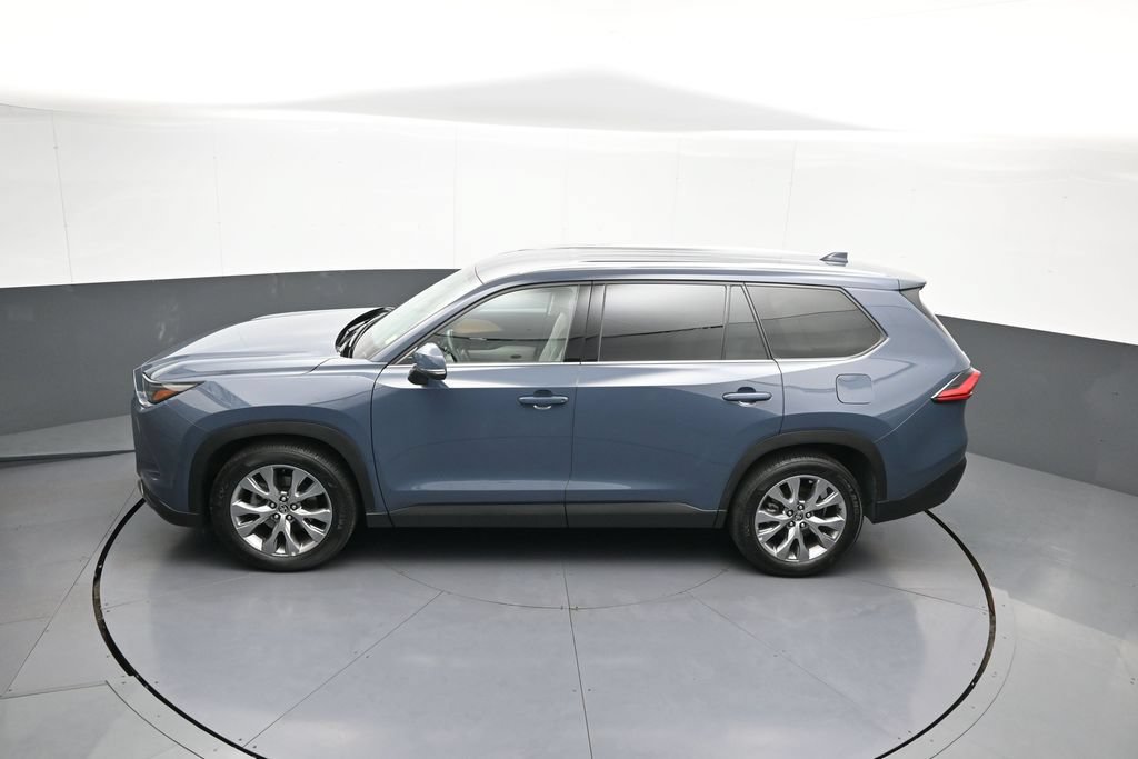 Certified 2024 Toyota Grand Highlander AWD image 42