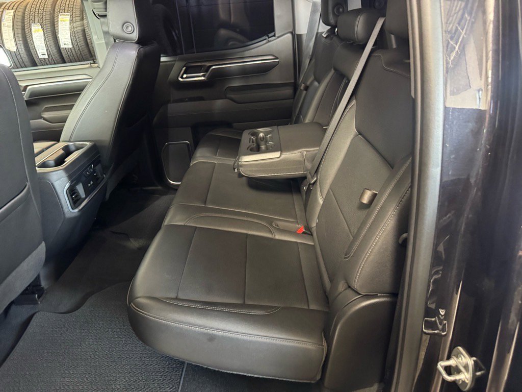 Used 2022 GMC Sierra 1500 SLT w/ SLT Premium Plus Package image 11