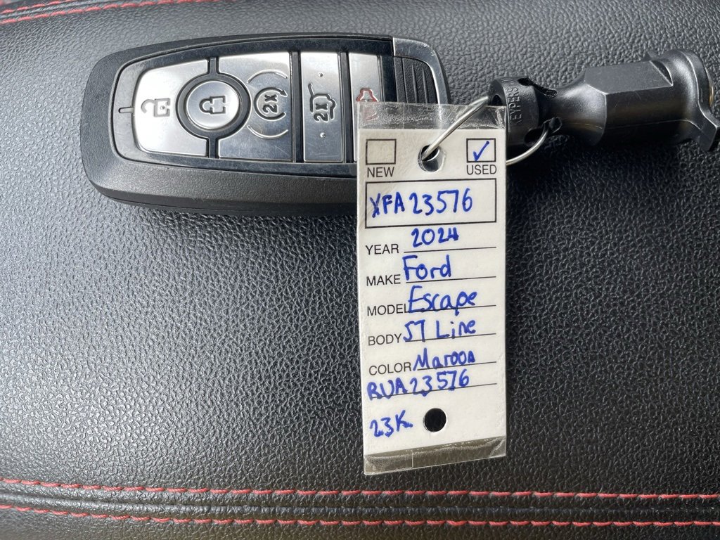 Used 2024 Ford Escape ST-Line image 21