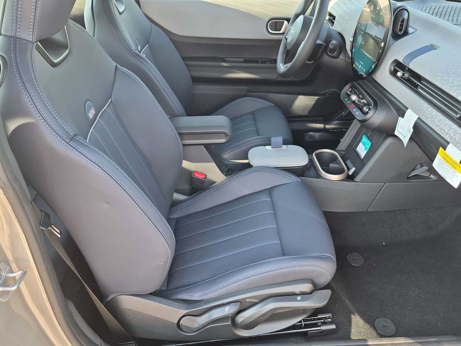 New 2027 MINI Cooper 2-Door Hardtop FWD image 21