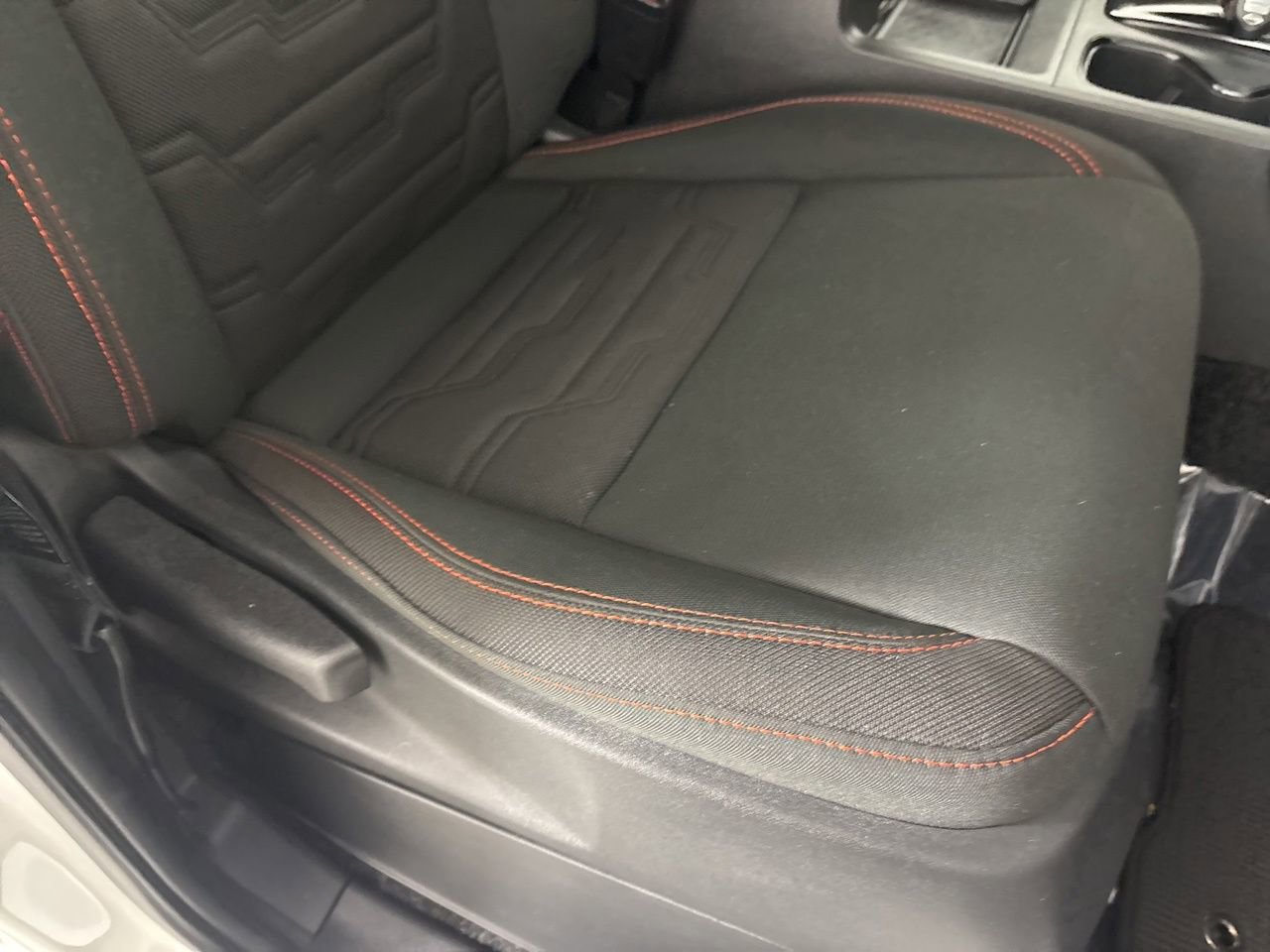 Used 2024 Nissan Frontier Pro-X w/ Technology Package image 30