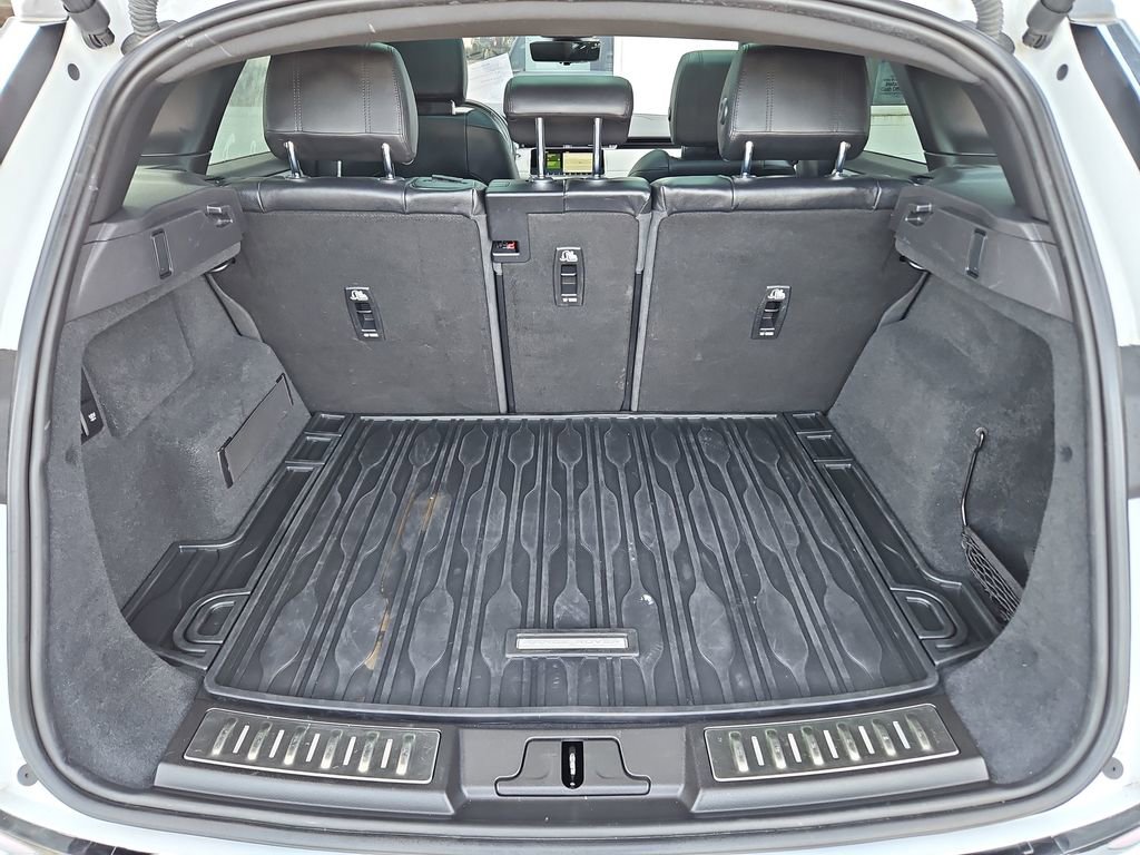 Used 2020 Land Rover Range Rover Evoque First Edition image 30