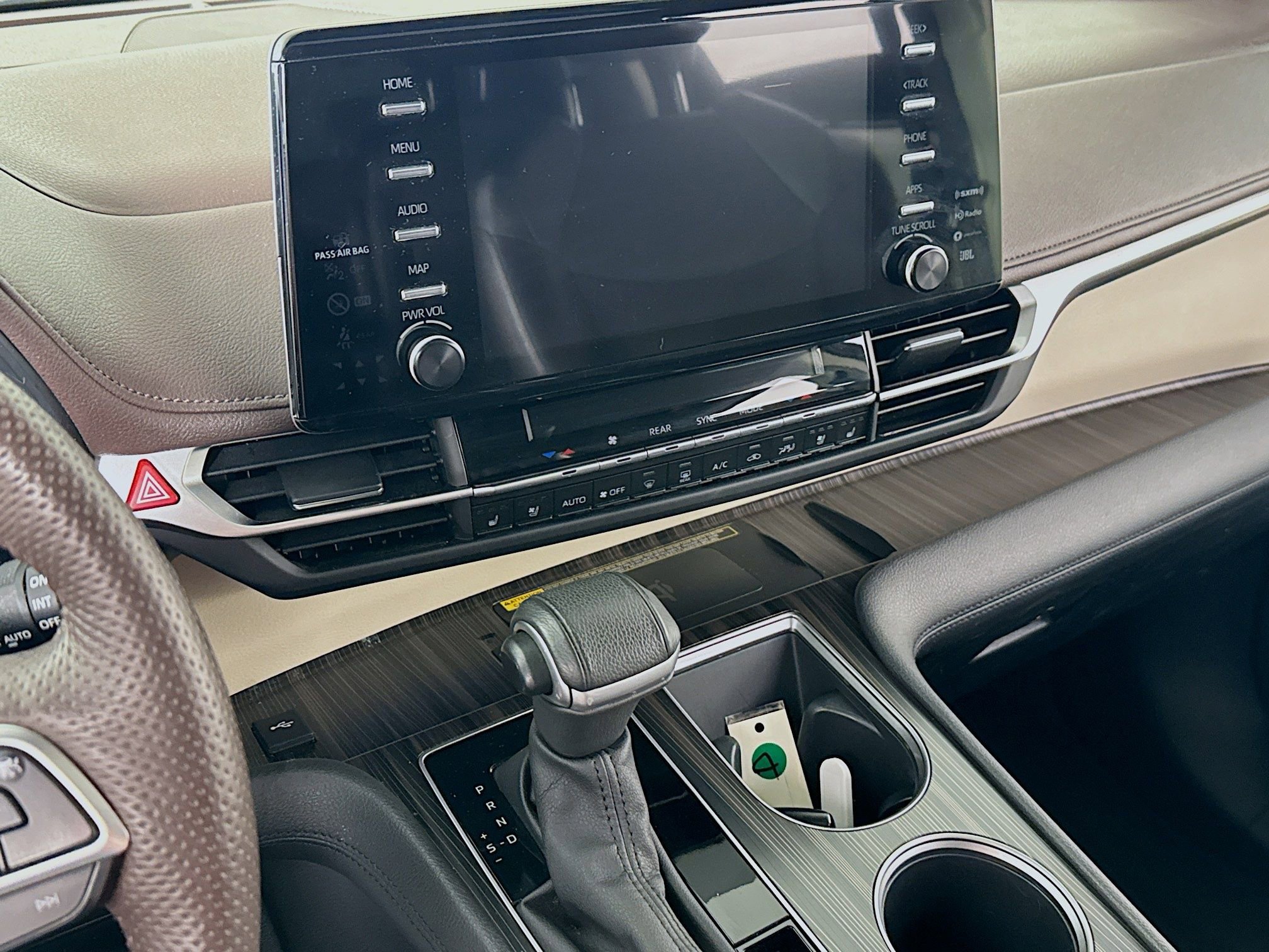 Certified 2023 Toyota Sienna Platinum AWD/4WD image 15