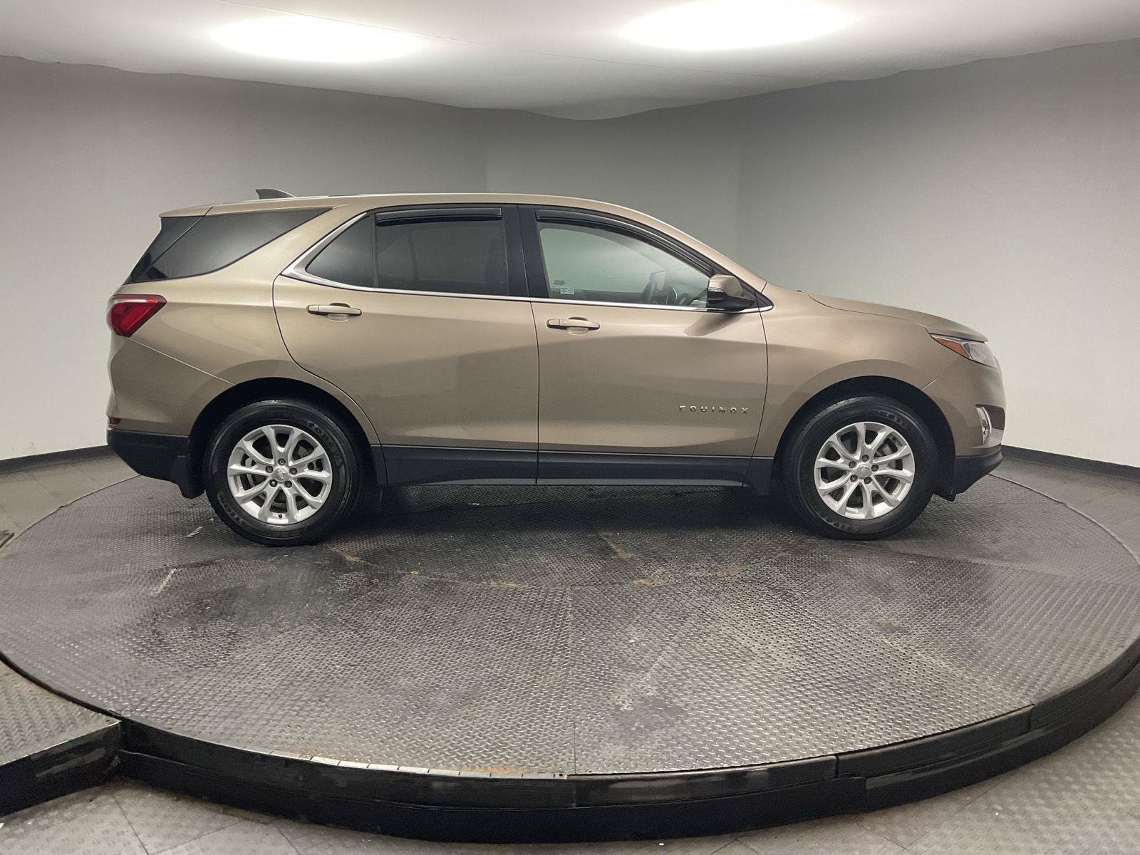 Used 2018 Chevrolet Equinox LT AWD/4WD image 8