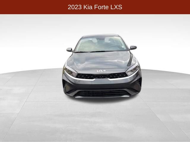 Used 2023 Kia Forte LXS w/ LXS Technology Package image 2