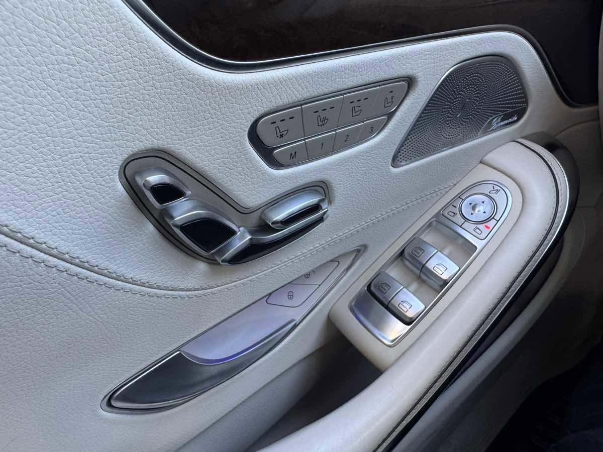 Used 2017 Mercedes-Benz S 550 Cabriolet image 30