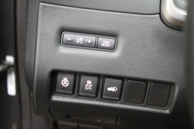 Used 2019 Nissan Murano SL AWD/4WD image 12