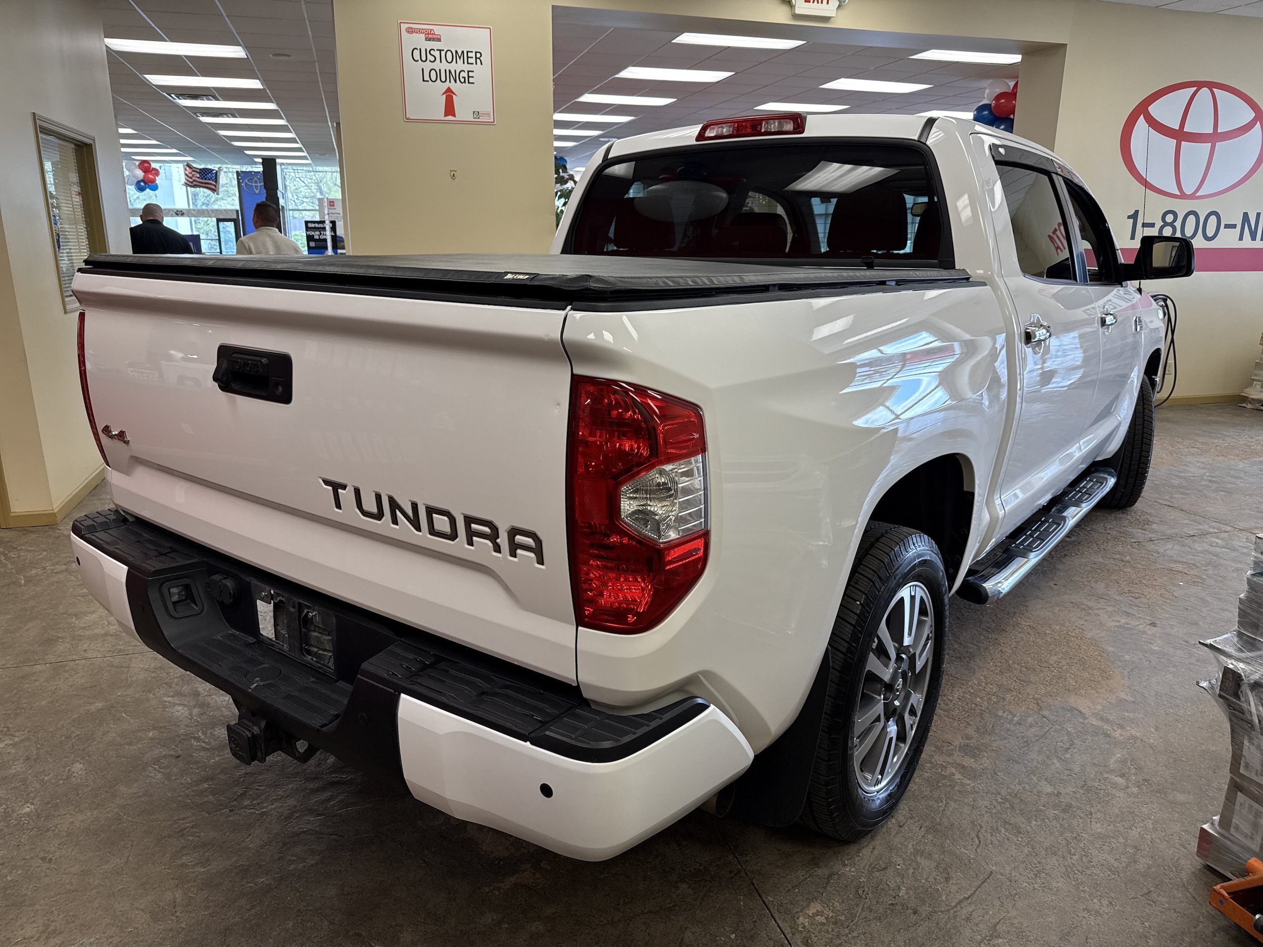 Used 2018 Toyota Tundra Platinum AWD/4WD image 14