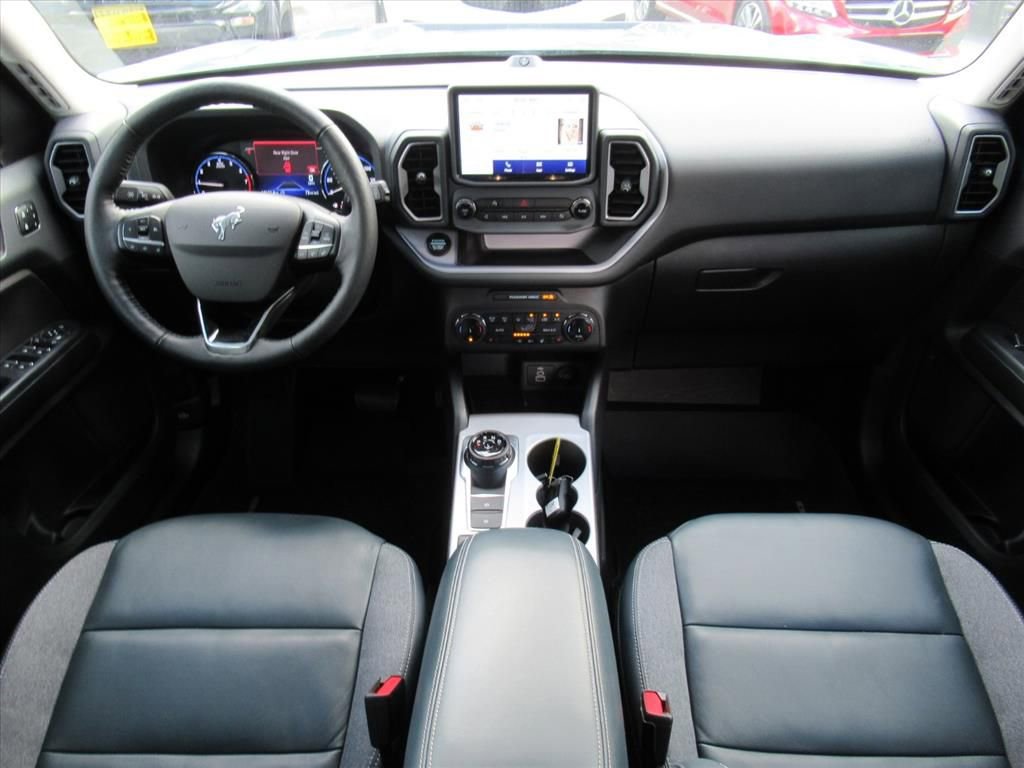 Used 2023 Ford Bronco Sport Outer Banks w/ Tech Package image 11