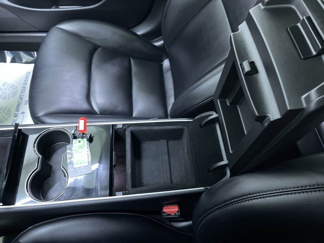 Used 2020 Tesla Model 3 Performance image 25