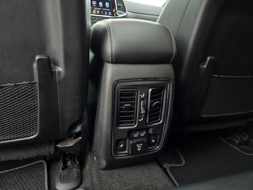 Used 2021 Jeep Grand Cherokee Limited w/ Quick Order Package 28K 80th AWD/4WD image 34