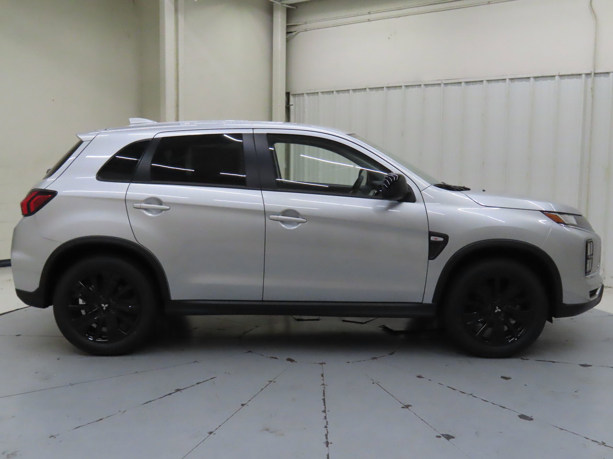 New 2025 Mitsubishi Outlander Sport LE video 2