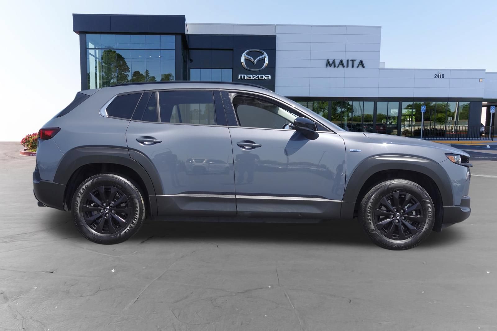 Certified 2025 MAZDA CX-50 AWD 2.5 Hybrid w/ Premium Pkg image 2