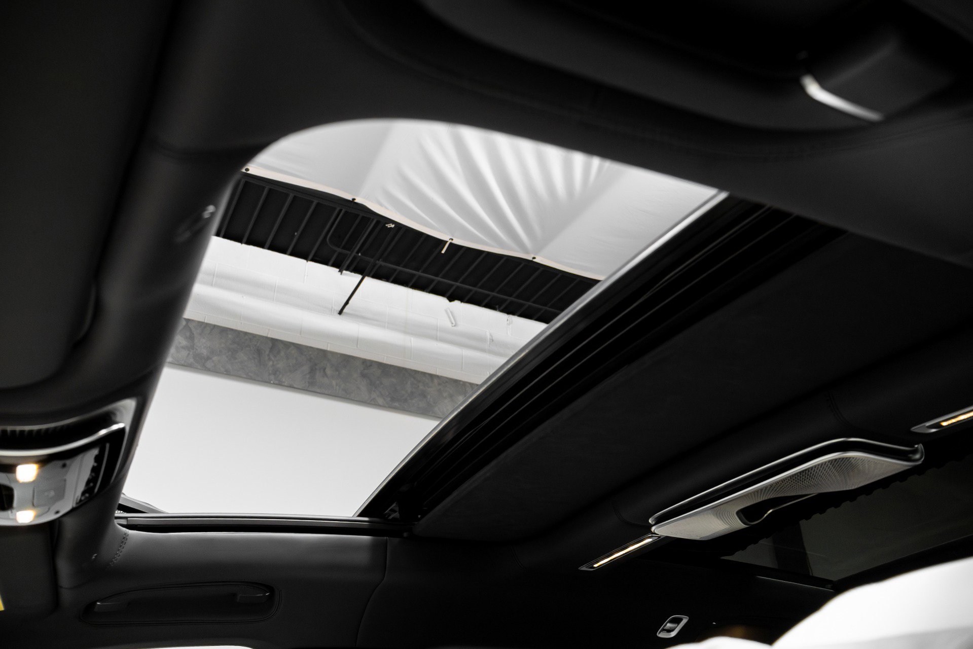Used 2024 Mercedes-Benz Maybach S 680 4MATIC image 34