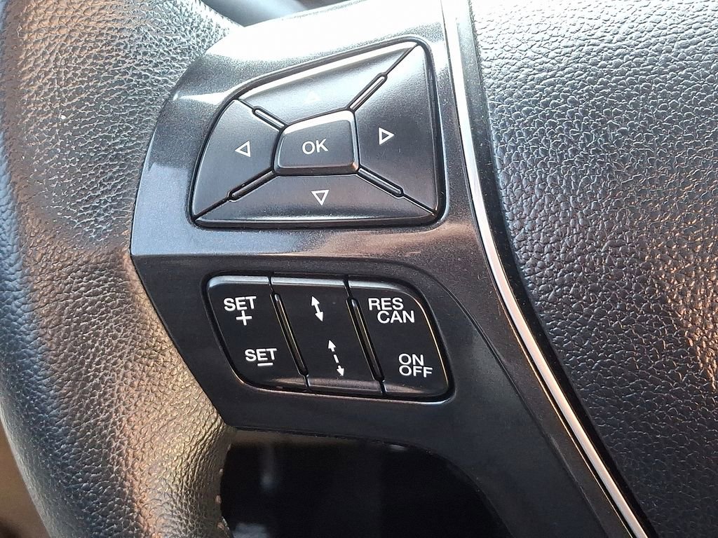 Used 2019 Ford Explorer Limited w/ Ford Safe & Smart Package image 22