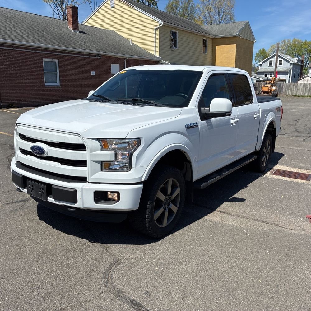 Used 2016 Ford F150 Lariat w/ Equipment Group 501A Mid AWD/4WD image 2