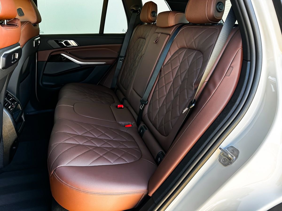 New 2026 BMW X5 xDrive40i w/ Premium Package image 17