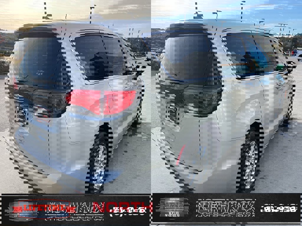 New 2026 Chrysler Voyager LX image 22