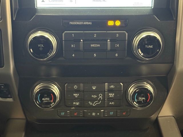 Certified 2019 Ford F250 Platinum w/ Platinum Ultimate Package image 33